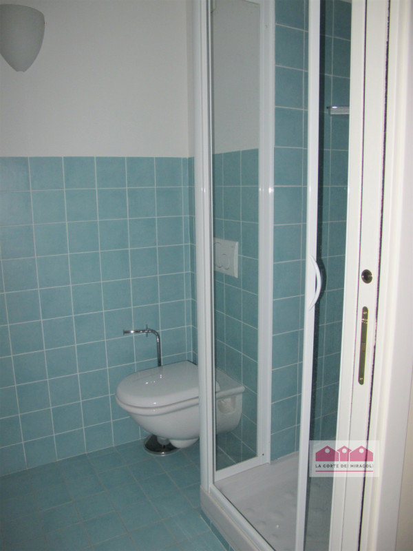 CENTRO STORICO: AMPIO MIDI 90 MQ., PIANO 1° CON ASCENSORE. SPAZIOSO SOGGIORNO CON CAMINO, CUCINOT...