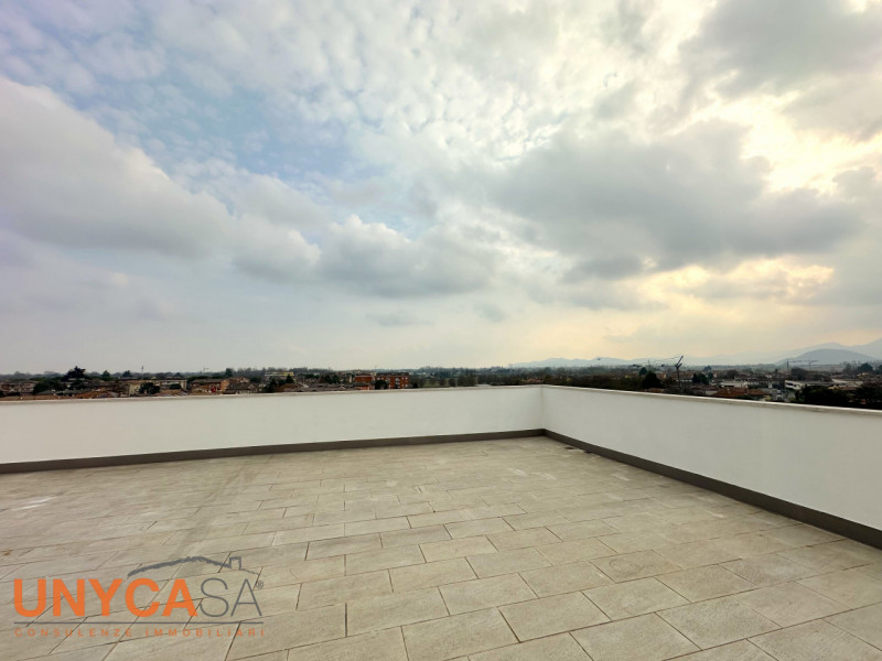 Stai cercando un'opportunità unica che combina comfort ed esclusività?

In centro a Selvazzano, t...