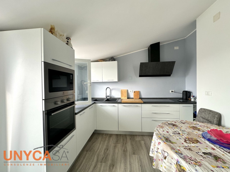 Stai cercando un'opportunità unica che combina comfort ed esclusività?

In centro a Selvazzano, t...