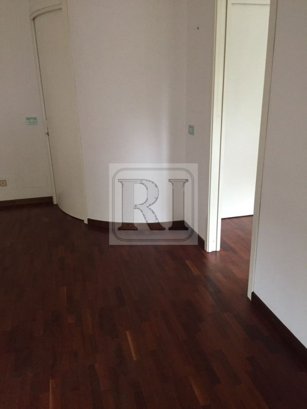 Se stai cercando un ufficio in una posizione strategica, non perdere questa opportunità! 

Propon...