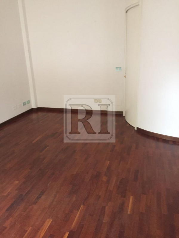 Se stai cercando un ufficio in una posizione strategica, non perdere questa opportunità! 

Propon...