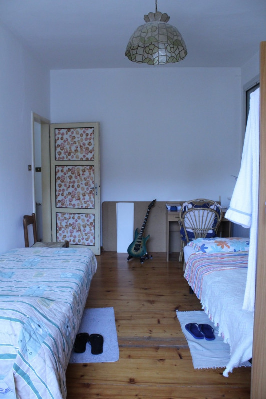 Appartamento indipendente per 4 studenti, in zona tranquilla Via Vannozzo, al primo piano con: in...