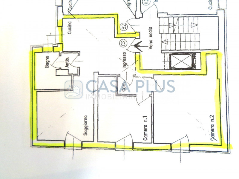 In  piccola e curata palazzina di recente ristrutturazione, AMPIO BICAMERE posto al piano primo e...