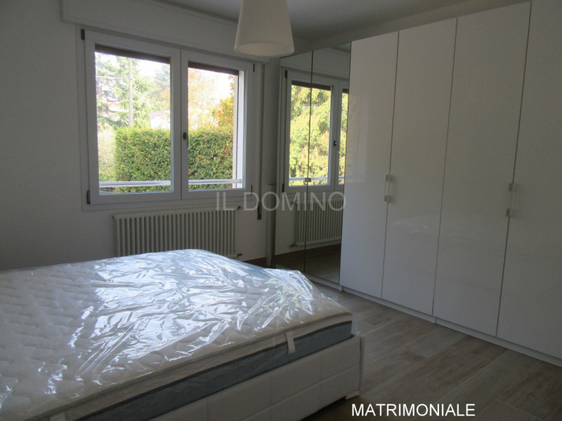 Sacra Famiglia, in posizione molto tranquilla e verde, ma comoda a tutti i servizi del quartiere,...