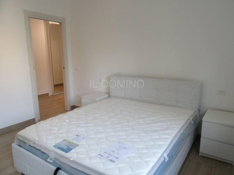 Sacra Famiglia, in posizione molto tranquilla e verde, ma comoda a tutti i servizi del quartiere,...