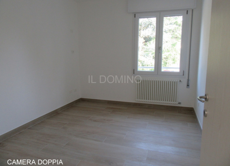 Sacra Famiglia, in posizione molto tranquilla e verde, ma comoda a tutti i servizi del quartiere,...