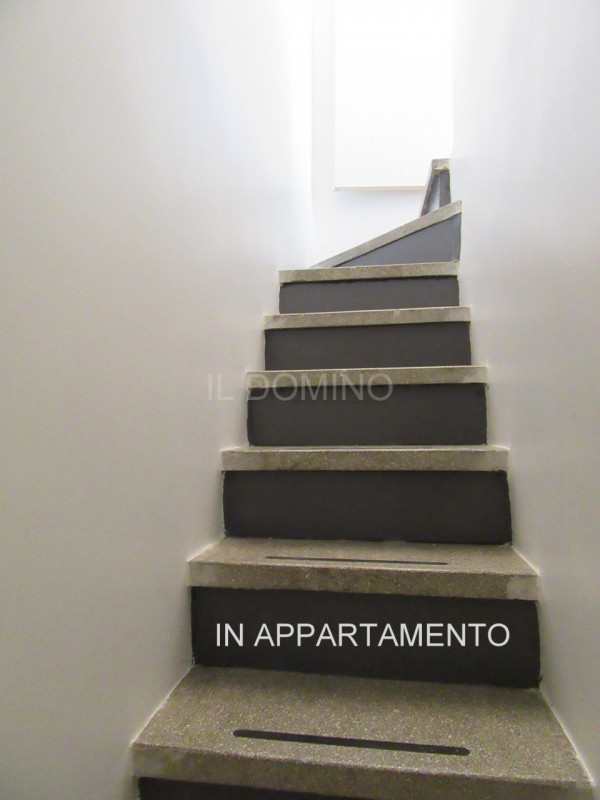 Sacra Famiglia, in posizione molto tranquilla e verde, ma comoda a tutti i servizi del quartiere,...