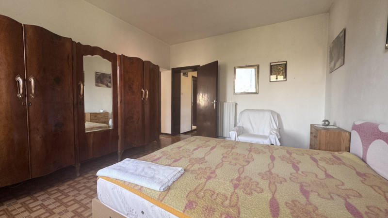 Porzione di bifamiliare con ampio giardino esclusivo nel cuore dei Colli Euganei.

Nel centro di ...