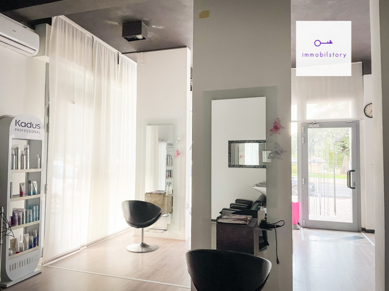 Ho il piacere di proporvi un negozio di 75mq, davvero speciale, situato in una posizione centrale...