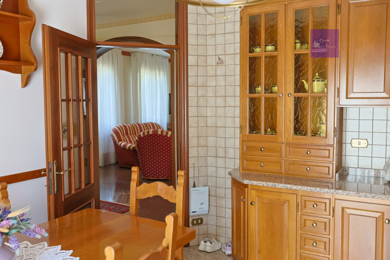 In una delle zone più apprezzate di Valsanzibio, all’interno di una via chiusa e riservata e conf...