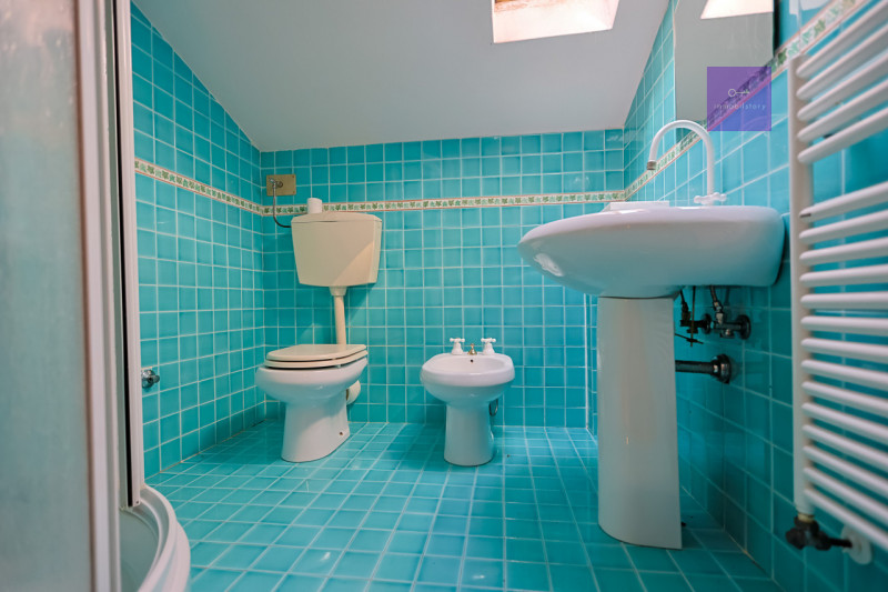 In una delle zone più apprezzate di Valsanzibio, all’interno di una via chiusa e riservata e conf...