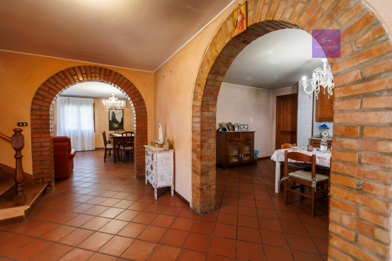 In una delle zone più apprezzate di Valsanzibio, all’interno di una via chiusa e riservata e conf...