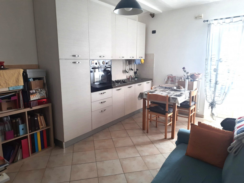 AFFITTI Appartamento a La Morra – foto 1