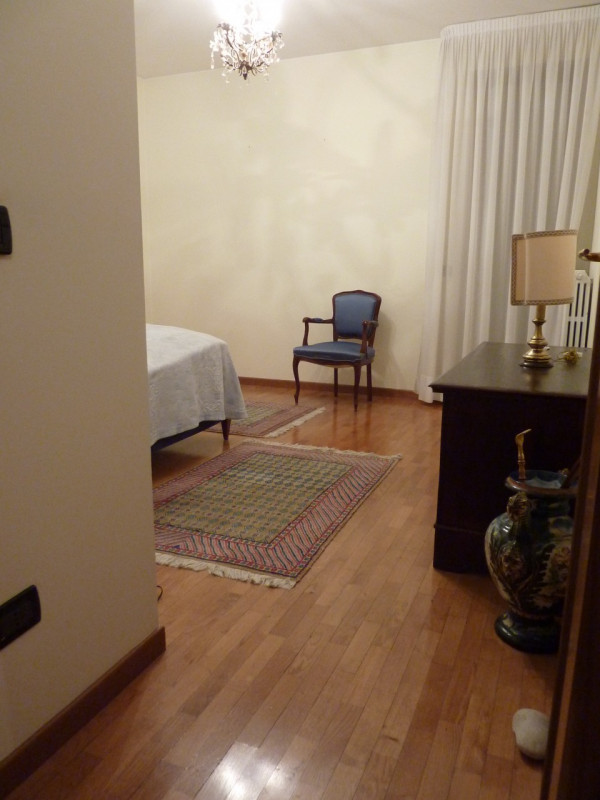 A Carità di Villorba (TV) proponiamo in affitto appartamento, al piano secondo e ultimo, servito ...