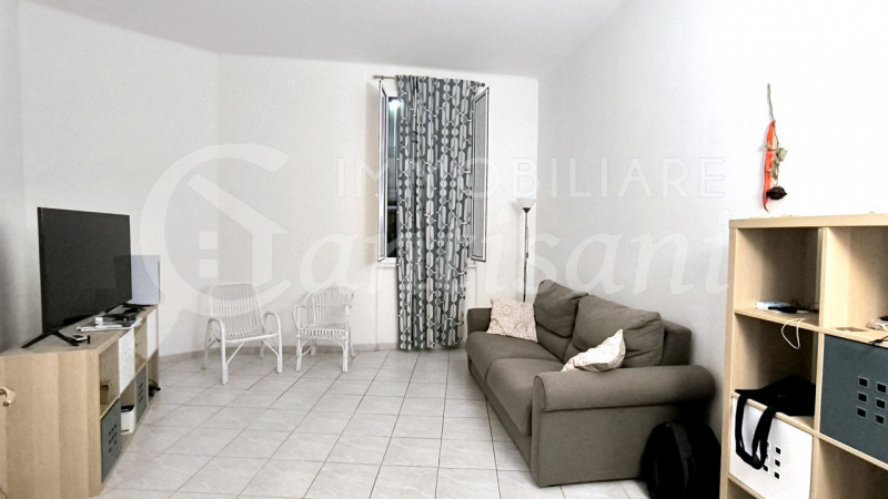 Firenze Affitto Appartamento trilocale