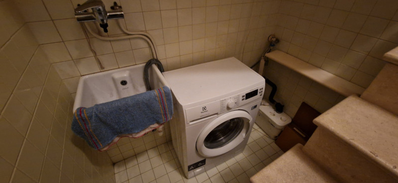 In una elegante palazzina d'epoca in Via Rudena sarà disponibile dal 1 dicembre un bell'appartame...