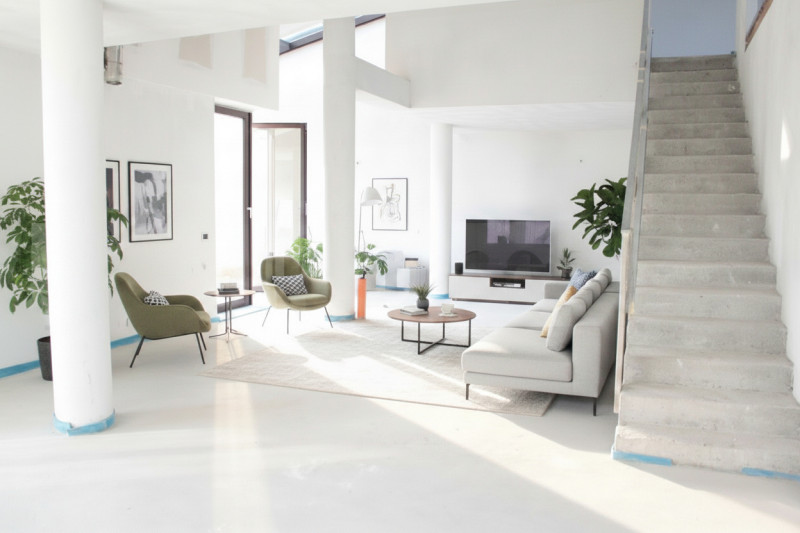 Attico con una superficie generosa di circa 290 mq sviluppati su due livelli ubicato in Corso Del...