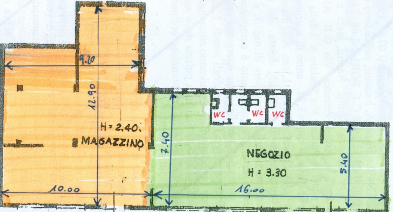 Sacra Famiglia, locale commerciale posto al piano terra dell'edificio. L'immobile ha una superfic...