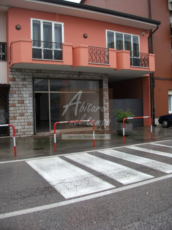 Cittadella Affitto Negozio