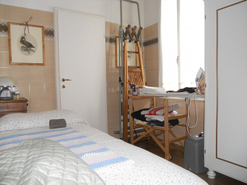 Nel prestigioso contesto del Centro Storico di Padova, proponiamo in affitto un esclusivo apparta...