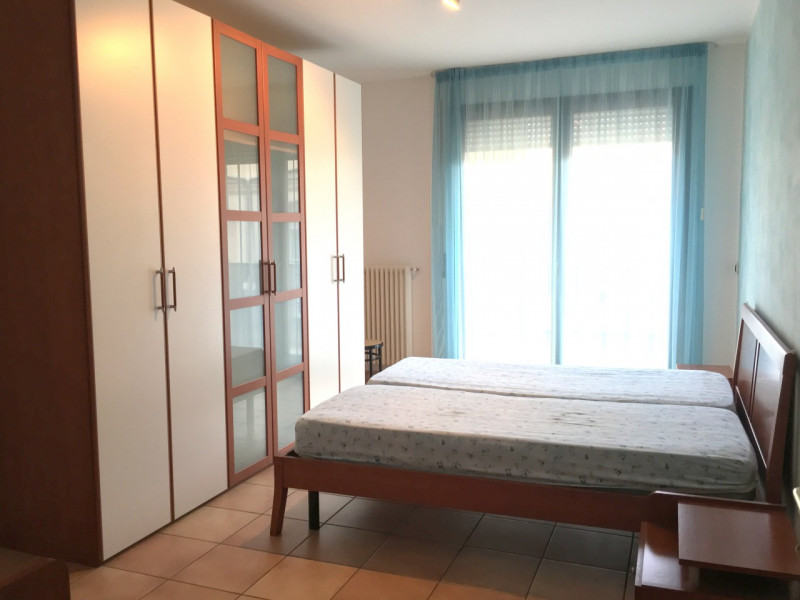 Padova – Zona Hotel Milano. A pochi passi dal centro storico di Padova, appena fuori dalle mura c...