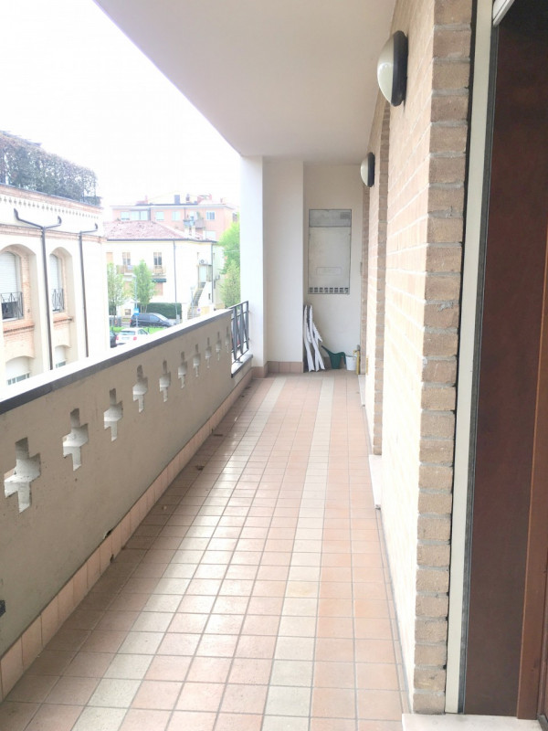 Padova – Zona Hotel Milano. A pochi passi dal centro storico di Padova, appena fuori dalle mura c...