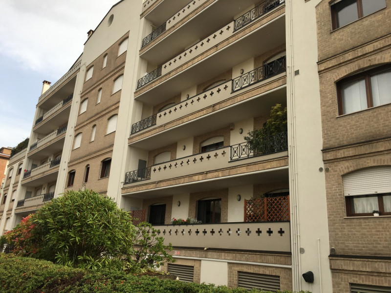 Padova – Zona Hotel Milano. A pochi passi dal centro storico di Padova, appena fuori dalle mura c...