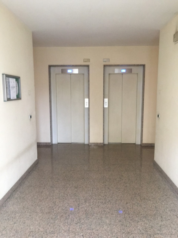 Padova – Zona Hotel Milano. A pochi passi dal centro storico di Padova, appena fuori dalle mura c...