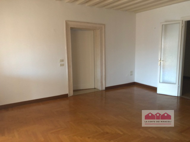 DISPONIBILE DA LUGLIO 2026 - SAN BIAGIO: AFFASCINANTE APPARTAMENTO QUADRICAMERE DI CIRCA 270 MQ. ...