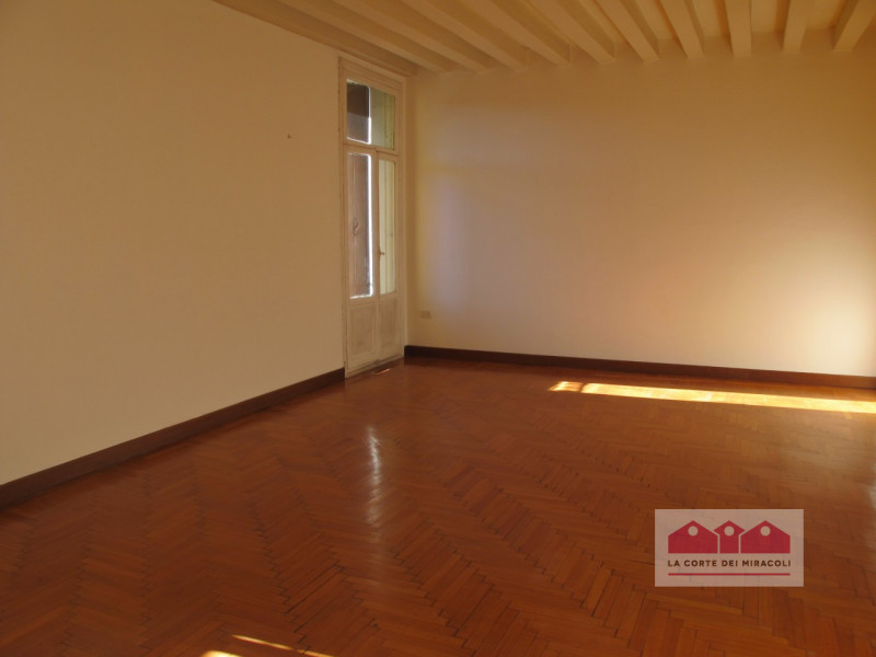 DISPONIBILE DA LUGLIO 2026 - SAN BIAGIO: AFFASCINANTE APPARTAMENTO QUADRICAMERE DI CIRCA 270 MQ. ...