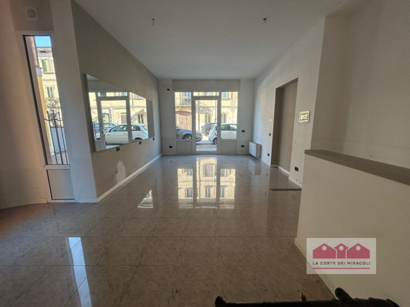 SAN MARCO: NEGOZIO/SPAZIO COMMERCIALE A RIDOSSO DEL CENTRO STORICO DI VICENZA. RIF. NEG29 RICHIES...