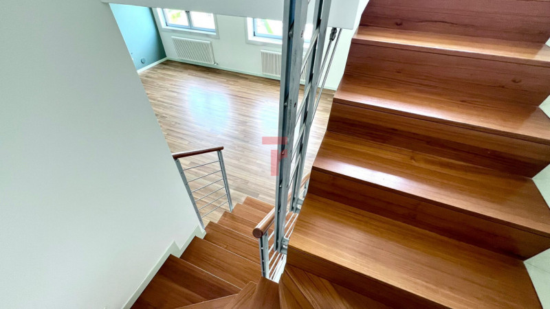 Limena zona direzionale- commerciale: proponiamo in locazione un ufficio  di rappresentanza, posi...