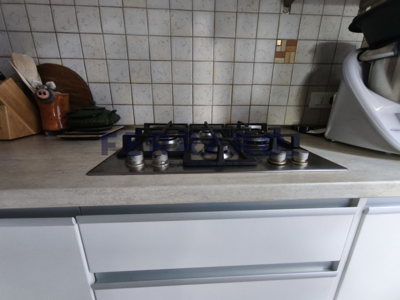 Paese, Castagnole – Codice YA4

In un affascinante contesto residenziale storico, all’interno di ...