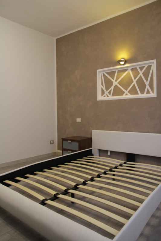 LONGARA. Non ti piace l'idea di vivere in condominio? Hai sempre sognato una casetta anche piccol...