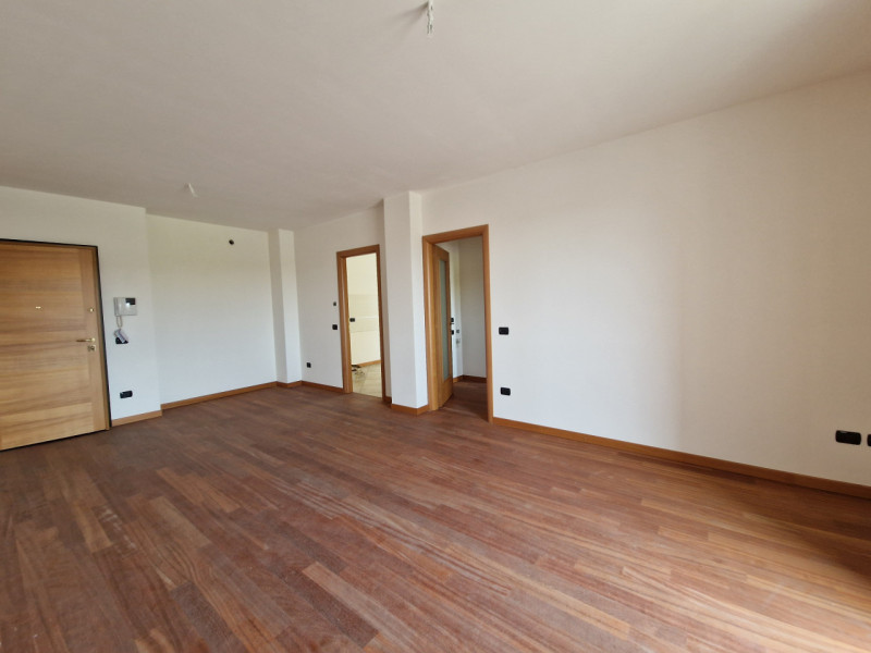 Zona tranquilla, ad un passo da tutti i servizi. Immobile di recente edificazione mai abitato. Di...