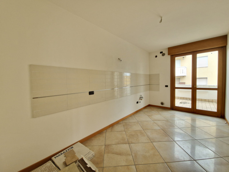 Zona tranquilla, ad un passo da tutti i servizi. Immobile di recente edificazione mai abitato. Di...