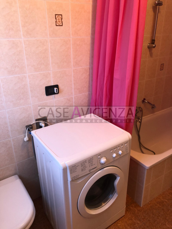 GRUMOLO DELLE ABBADESSE -C.E.E.- MINI appartamento ARREDATO sito al piano SECONDO E ULTIMO compos...