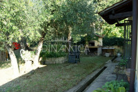 Porzione di casale con terreno, zona collinare e panoramica, toscana