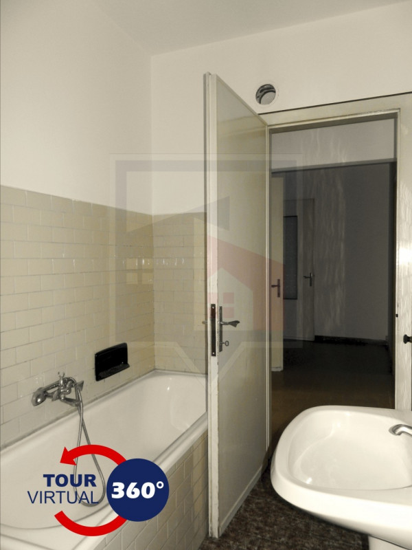 DIECI BUONI MOTIVI PER NON FARTI SFUGGIRE QUESTA OCCASIONE:

1) Ingresso indipendente;
2) Ampio g...