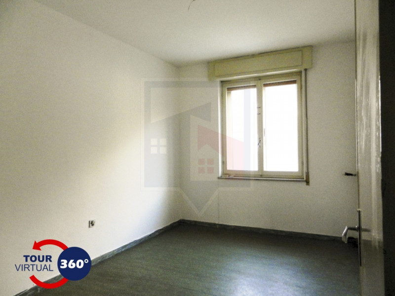 DIECI BUONI MOTIVI PER NON FARTI SFUGGIRE QUESTA OCCASIONE:

1) Ingresso indipendente;
2) Ampio g...