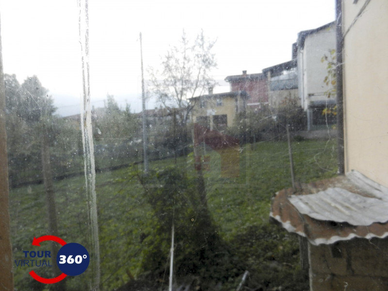 DIECI BUONI MOTIVI PER NON FARTI SFUGGIRE QUESTA OCCASIONE:

1) Ingresso indipendente;
2) Ampio g...