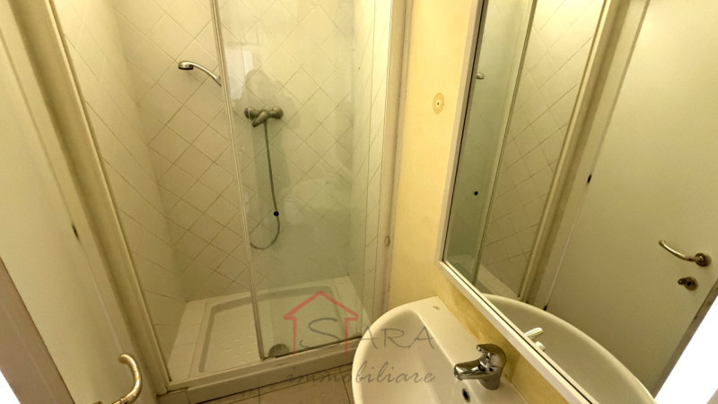 Padova - Zona Largo Europa

Sara Immobiliare propone in VENDITA appartamento bilocale sito al pia...