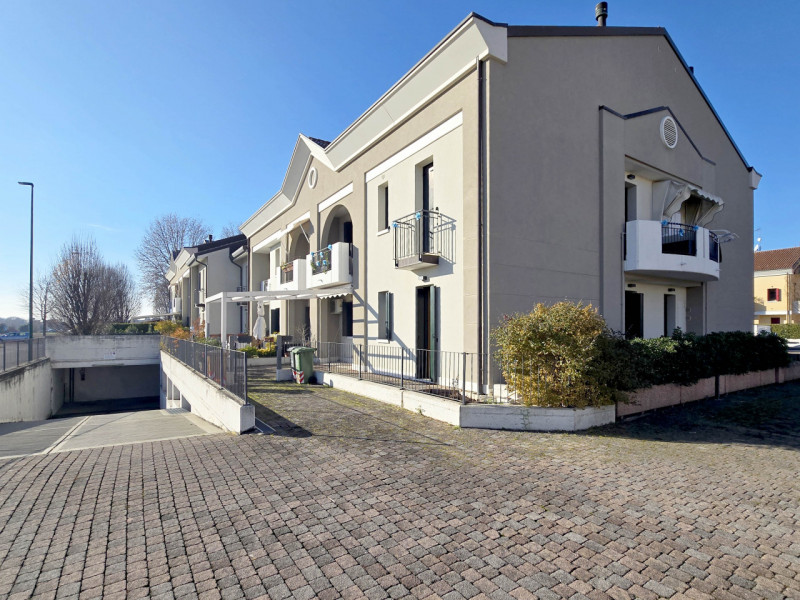 LANCENIGO DI VILLORBA in recente complesso residenziale affittasi a referenziati con redditi docu...