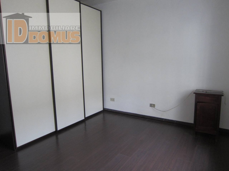 In contrà San Marco, in palazzo storico, graziosissimo mini ideale come pied-a-terre al piano ter...