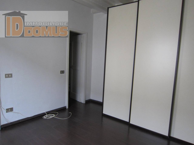 In contrà San Marco, in palazzo storico, graziosissimo mini ideale come pied-a-terre al piano ter...