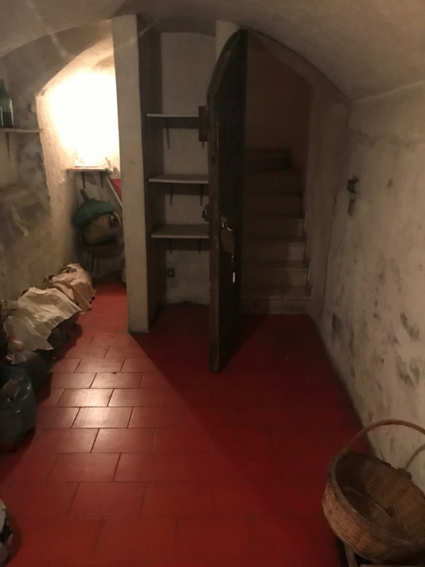 ULTIMO PIANO APPARTAMENTO PARTE MANSARDATO CON GRANDE TERRAZZA ABITABILE. INGRESSO SALONE, CUCINA...