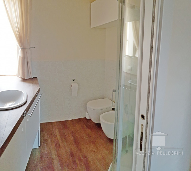 CENTRO STORICO  Affittasi raffinato appartamento bicamere completamente arredato, in una palazzin...