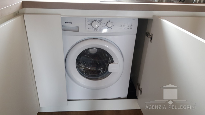 CENTRO STORICO  Affittasi raffinato appartamento bicamere completamente arredato, in una palazzin...