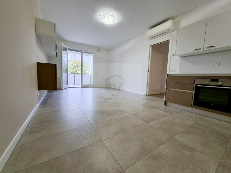 SANT'AGOSTINO- ALBIGNASEGO

 In posizione centrale comoda a tutti i servizi del quartiere proponi...