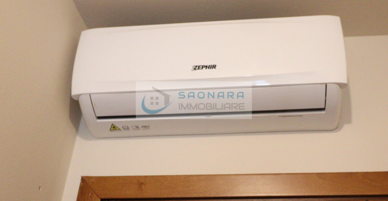 Villatora: appartamento al piano secondo di un fabbricato residenziale con negozi al piano terra ...